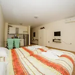 Garden Appartement