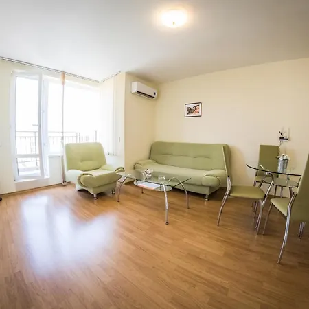 Holiday Garden Resort Apartment Sunny Beach