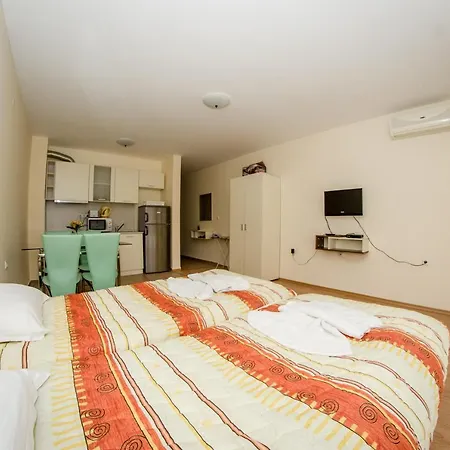 Garden Apartman